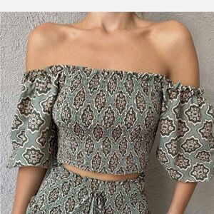 Zara Off-Shoulder Patterned Crop Top